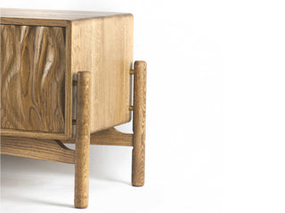 Oak Wood Lino Media Unit, Smoked Oak Finish